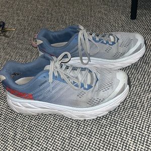 Hoka sneaker
